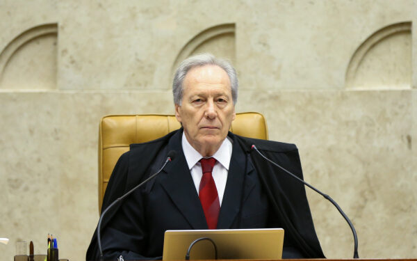 Lewandowski nega estender a Palocci decisão que desbloqueou bens de Lula