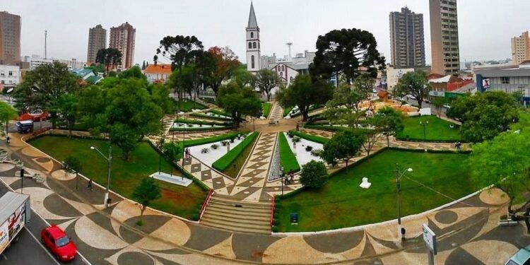 Veja o que funcionará no feriado da padroeira em Guarapuava