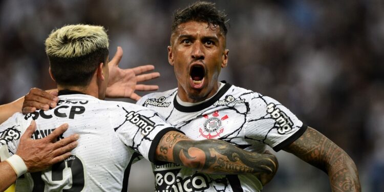 Corinthians decide no primeiro tempo e bate Mirassol pelo Paulista