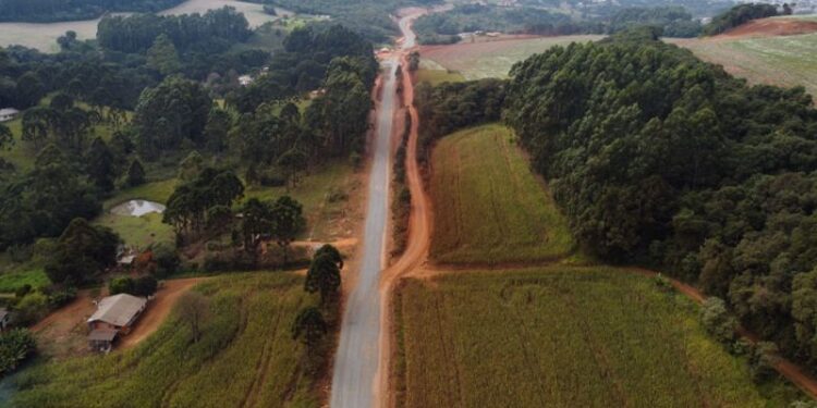 Governador libera trecho da pavimentação entre Pitanga e Mato Rico e Inaugura CMEI amanhã (03)