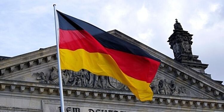 Alemanha envia armamento pesado para a Ucrânia