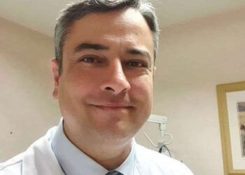 Secretário que defendeu cloroquina e atacou vacina é remanejado na Saúde