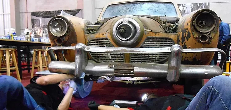 Conheça a escola de restauração de carros antigos que já formou mais de 1,5 mil profissionais