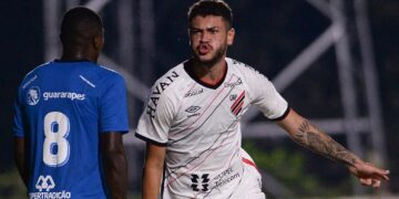 Athletico vence o Azuriz fora de casa e segue invicto no Estadual