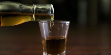 Audiência pública discutirá regulamentação da qualidade da cachaça
