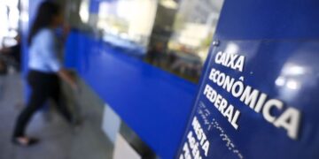 Caixa anuncia empréstimo com juros de 1,99% ao mês para caminhoneiros