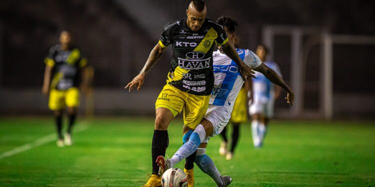 FC Cascavel vence Londrina e mantém Operário na liderança