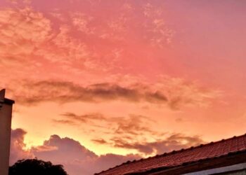 Cor dos céus em Guarapuava tem a ver com a erupção do vulcão em Tonga