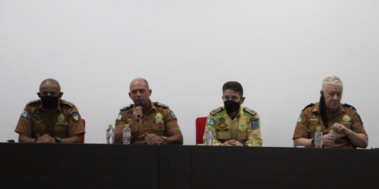 Comandante-Geral se reúne com o Alto-Comando da Corporação para tratativas sobre padronização de escalas, gestão de pessoal e outros temas estruturantes para a PMPR.