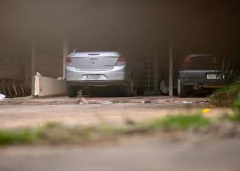 “Meu esposo ouviu os tiros”, diz vizinha de casa onde PM matou família