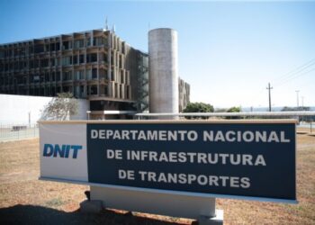 Servidores do DNIT são alvos de operação que visa reprimir fraudes em obras