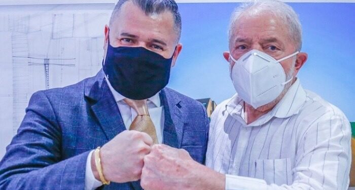 Pastor amigo de Feliciano ajuda Lula com evangélicos em pré-campanha