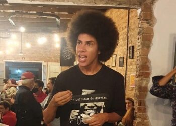 Festerê o PT com Requião e Renato Freitas