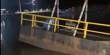 Ferry Boat em Guaratuba: flutuante afunda nesta segunda-feira (31)