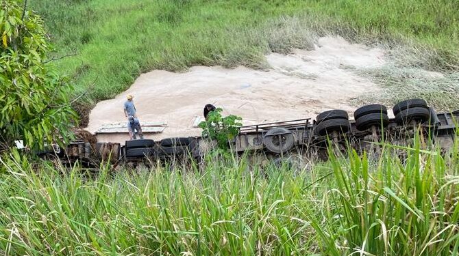 Acidente na PR-369.As vítimas são moradores de Laranjeiras do Sul e prestavam serviço para a Transportadora G 10 de Guarapuava