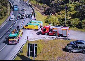 Tombamento de carreta mata uma pessoa na BR-376, em Guaratuba