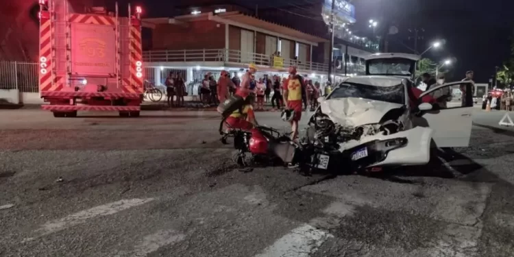 Cabo da Polícia Militar morre no Pronto Socorro após acidente entre carro e moto no Litoral