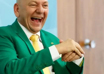 Dono da Havan, Luciano Hang faz suspense sobre possível candidatura