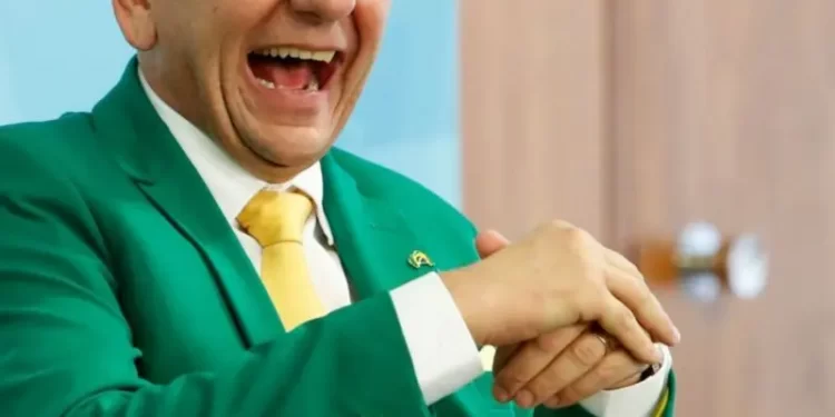 Dono da Havan, Luciano Hang faz suspense sobre possível candidatura