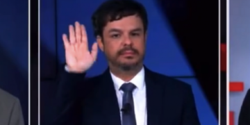 Jovem Pan demite Adrilles Jorge após gesto associado a nazismo