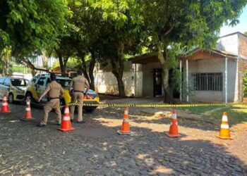 Morador de Medianeira encontra morteiro durante pesca magnética