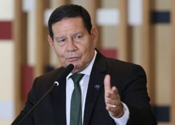 Mourão diz que deve ser candidato ao Senado no Rio Grande do Sul
