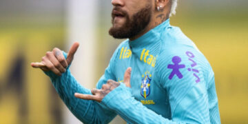 Quadrilha leva mais de R$ 200 mil da conta bancária de menino Neymar