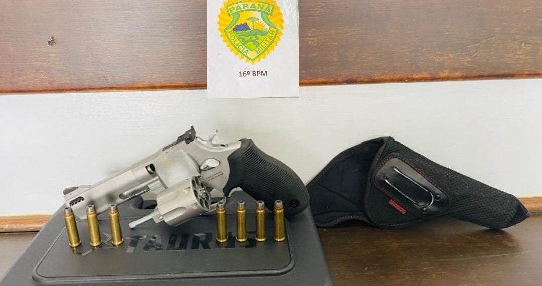 Porte ilegal de arma no Bairro Industrial
