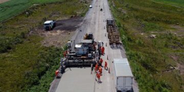 Pavimentação da PRC-280 em concreto avança no Sudoeste e atende demanda de 20 anos