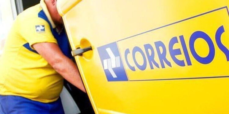 Governo faz consulta pública sobre privatização dos Correios