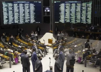 MP que obriga planos de saúde a cobrirem quimioterapia oral é aprovada