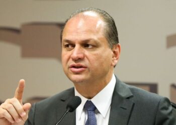 Barros pode trazer Bolsonaro ao Paraná para festa de filiações no PP