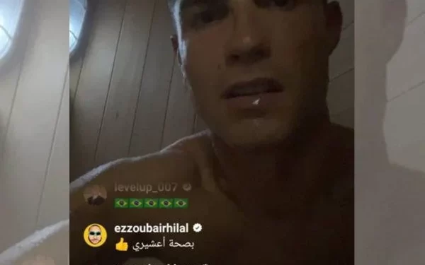 Cristiano Ronaldo faz live bizarra em sauna diante de 700 mil pessoas