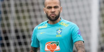 Seleção brasileira enfrenta o Paraguai com seis mudanças; veja o time e onde assistir