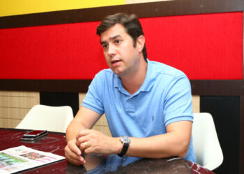 Após lançar pré-candidato ao governo, diretório do PSDB do Paraná é dissolvido