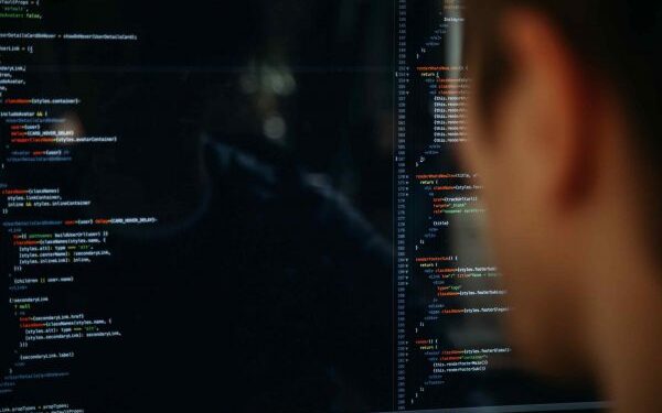 O que é um Stalking? Veja relatos chocantes de vítimas