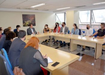 Reunião discute atendimento de mulheres trans no sistema prisional