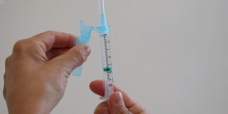 Veja onde se vacinar contra a Covid-19 nesta quarta-feira (09)