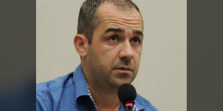 Câmara de Arapongas instaura comissão para investigar vereador preso suspeito de bater em mulheres