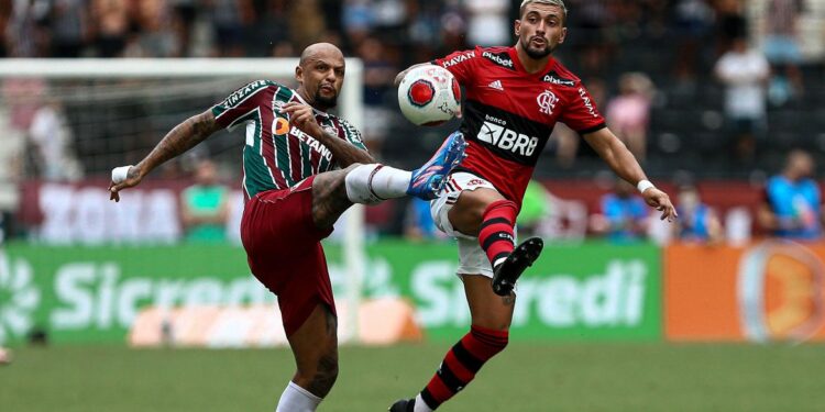 Flamengo e Fluminense começam a decidir título do Campeonato Carioca