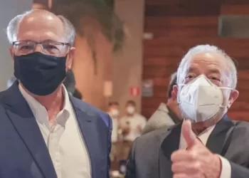 A aliança mais cínica da política brasileira