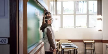 Mulheres, alunos de escolas públicas, e paranaenses são maioria entre aprovados no vestibular da UFPR