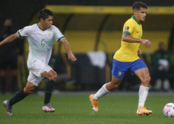 Brasil aproveita jogo com a Bolívia em La Paz para fazer experiências