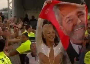 TSE diz que Pabllo Vittar fez propaganda eleitoral e veta novos atos no Lollapalooza