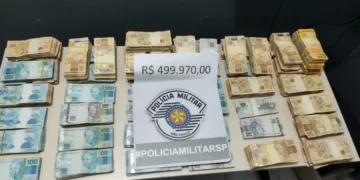 PM de SP apreende R$ 500 mil de irmão de Alcolumbre em carro