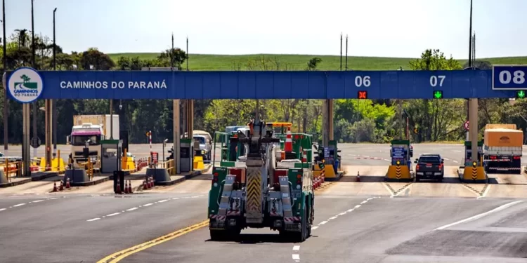 Serviços de guincho deixam de funcionar a partir desta sexta (1º) em rodovias que eram administradas pela Caminhos do Paraná