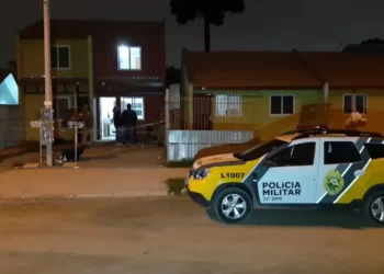 Três pessoas morrem em festa interrompida com mais de sessenta tiros no Fazendinha