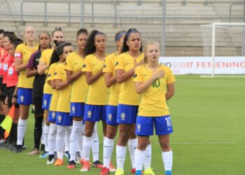 Futebol feminino: Brasil decide Sul-Americano Sub-17 com a Colômbia