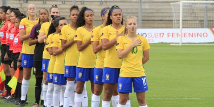 Futebol feminino: Brasil decide Sul-Americano Sub-17 com a Colômbia