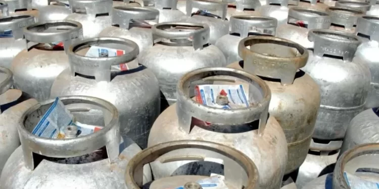 Governo anuncia imposto zero para importação do gás de cozinha